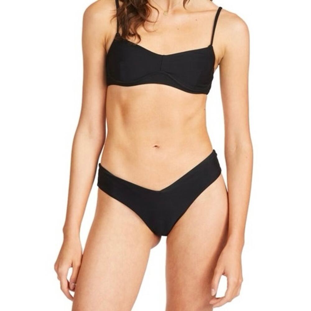 NWT Billabong Women's Solid Black Sol Searcher Fiji V-Cut Cheeky Bikini Bottom